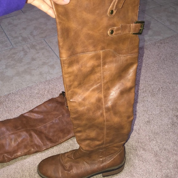 Boots - Picture 2 of 2